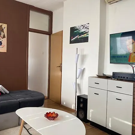 Penthouse Stan 80m2, Terasa 36m2, Garaza... Centar Banja Luke - Gradski Park Banja Luka