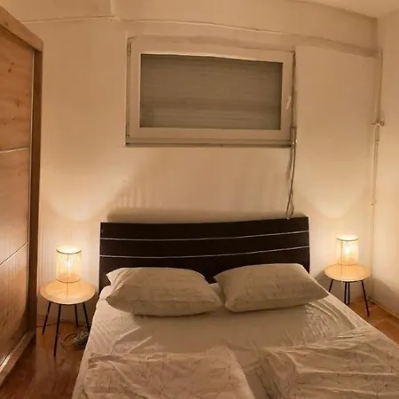 Penthouse Stan 80m2, Terasa 36m2, Garaza... Centar Banja Luke - Gradski Park Apartment
